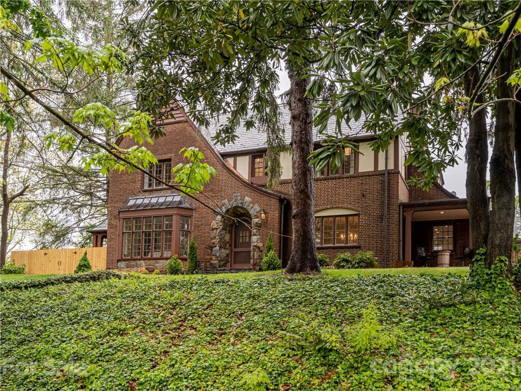 12 Kimberly Avenue Asheville NC 28804