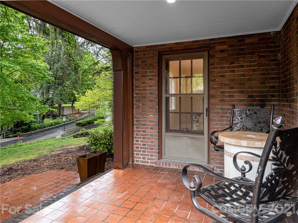 12 Kimberly Avenue Asheville NC 28804
