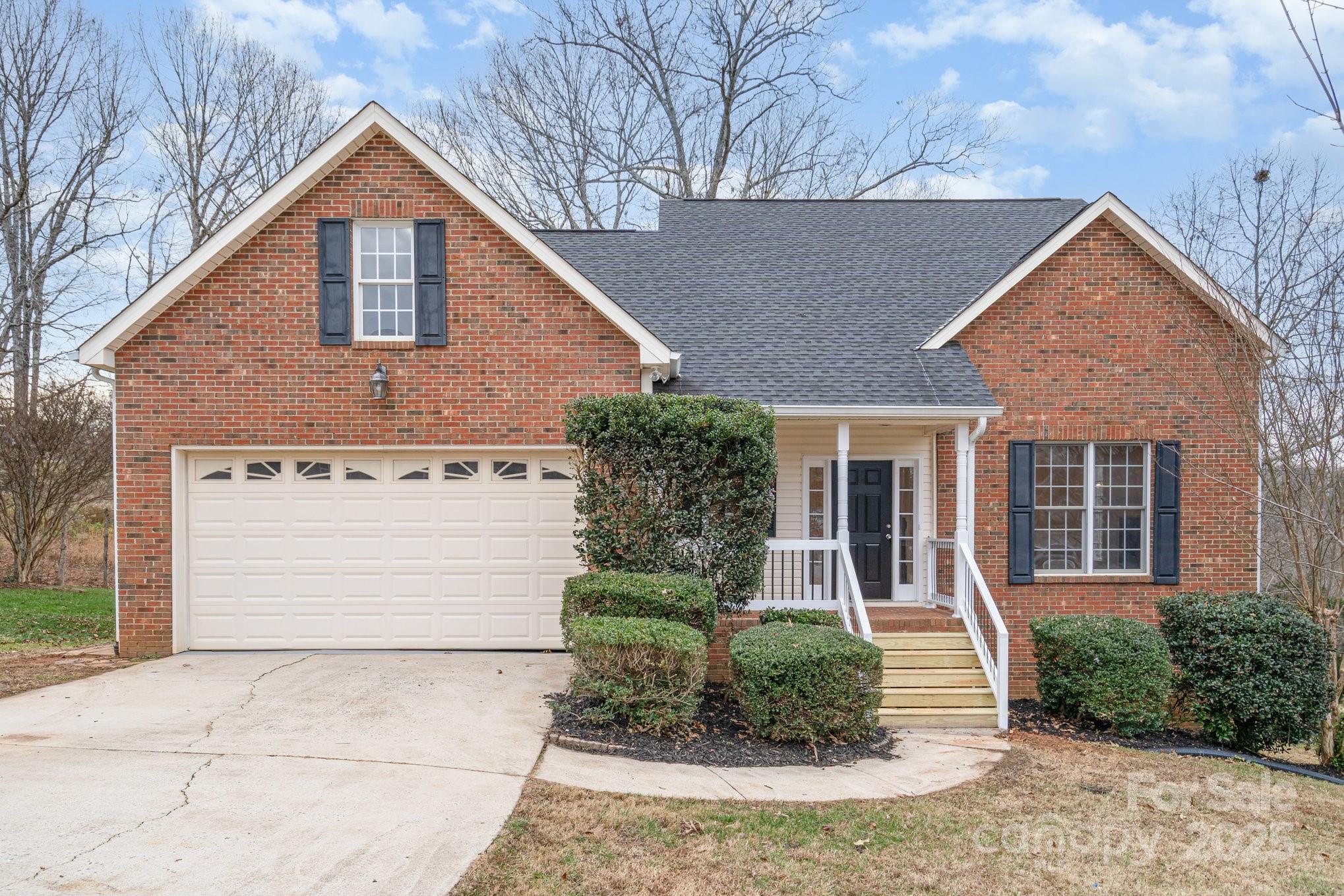 2615 Rolling Ridge Drive Hickory NC 28602