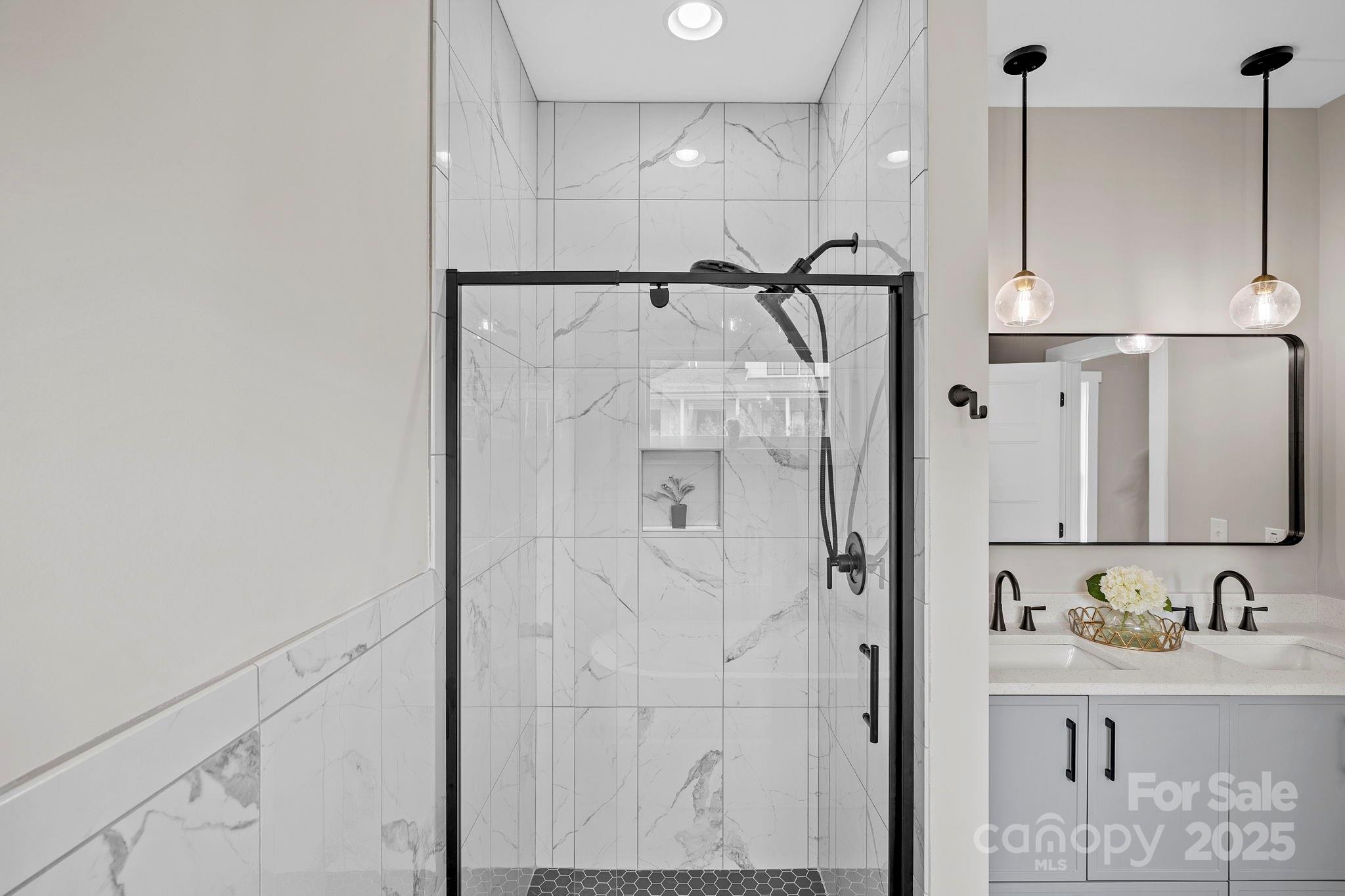 117 Scott Meadows Drive Asheville NC 28806