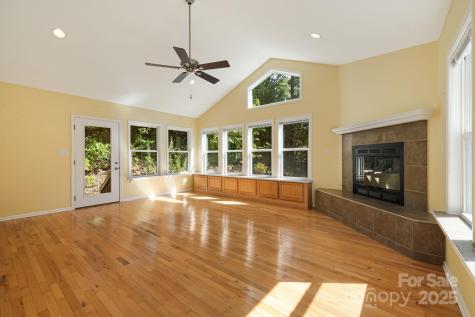 207 Christina Court Asheville NC 28806