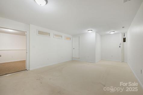 207 Christina Court Asheville NC 28806