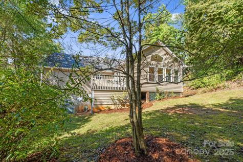207 Christina Court Asheville NC 28806