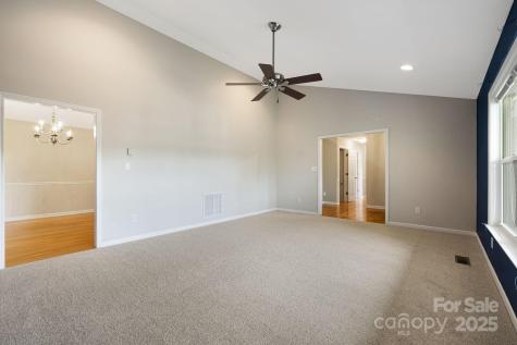 207 Christina Court Asheville NC 28806