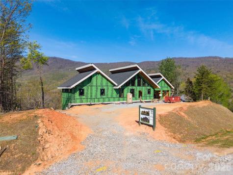 788 E Deep Gap Farm Road Mill Spring NC 28756