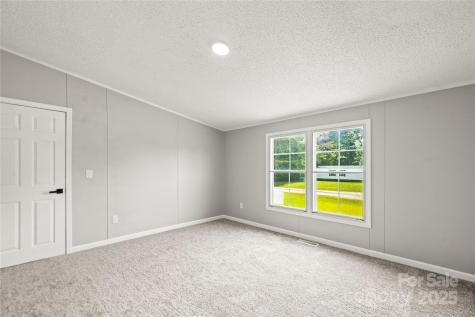 1133 Lynn Lane Catawba NC 28609