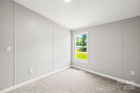 1133 Lynn Lane Catawba NC 28609