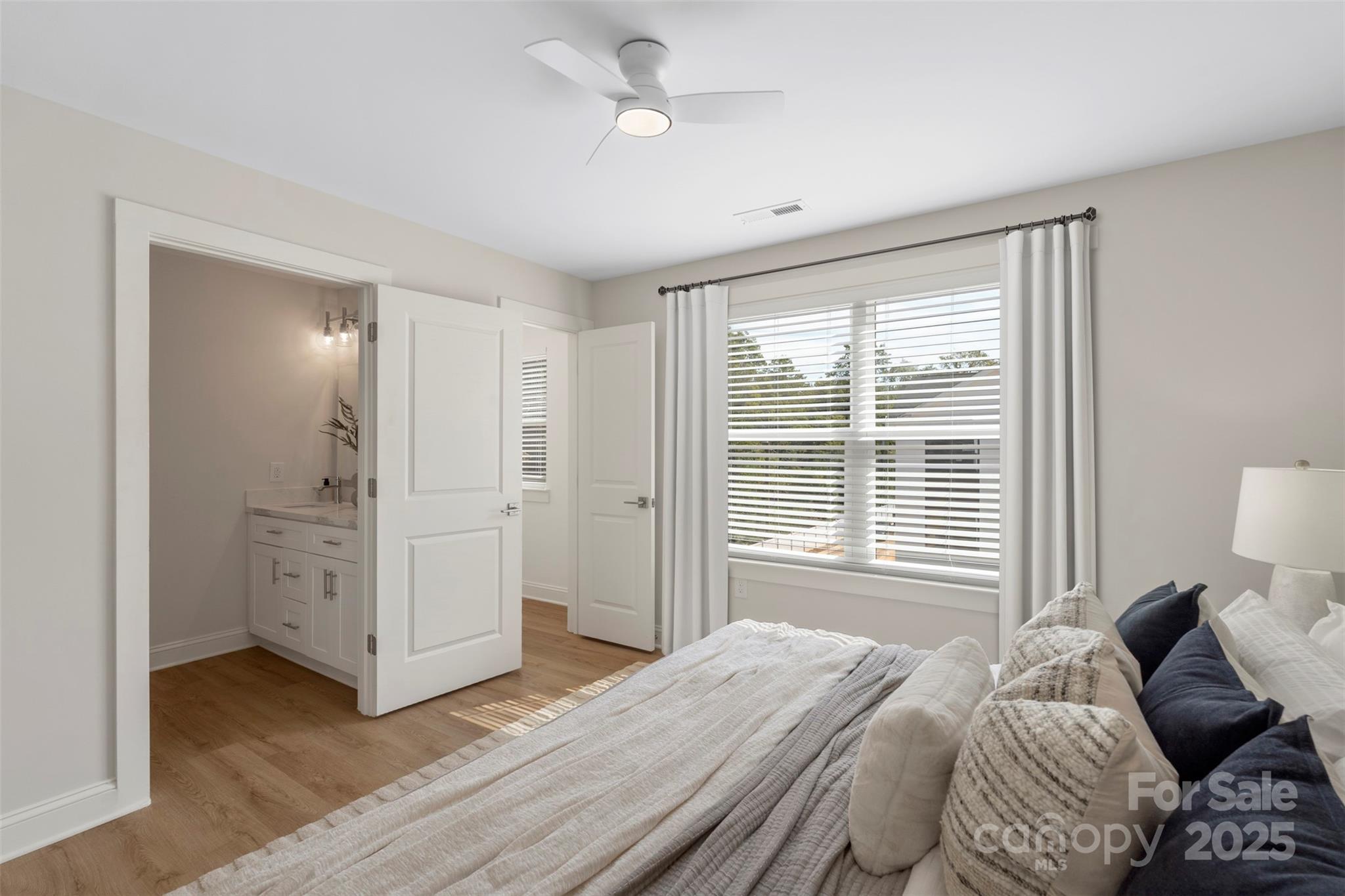 1108 Wonder Way Charlotte NC 28208