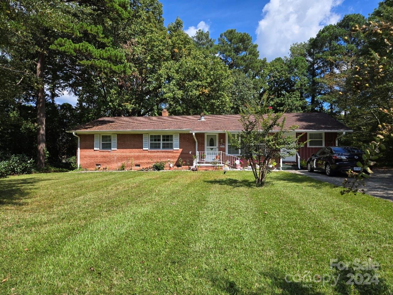 1200 Westbrook Circle Gastonia NC 28052