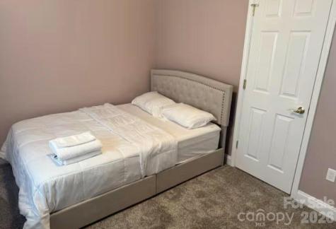 1084 Plantation Trail Gastonia NC 28056