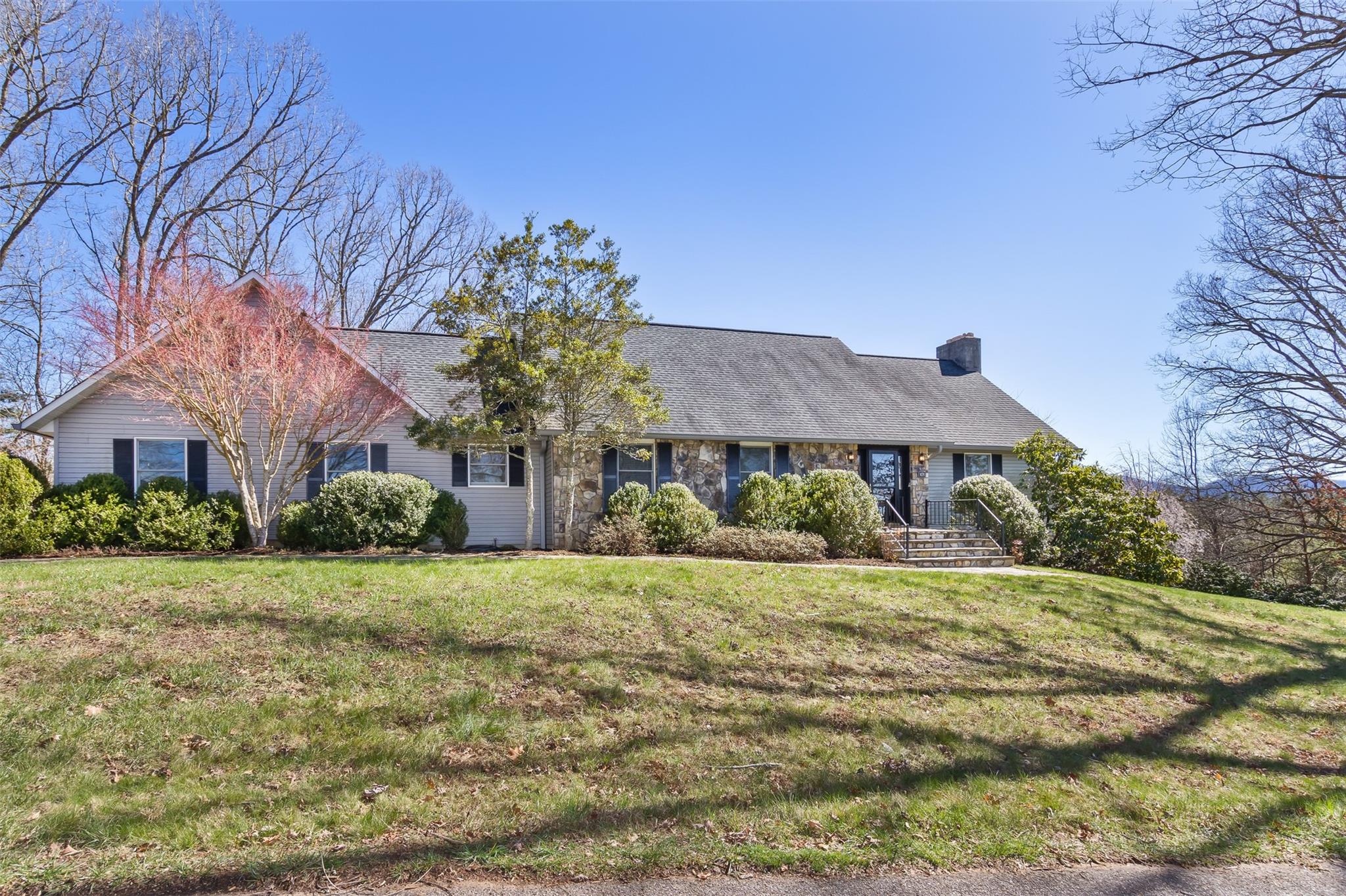 101 Forest Ridge Drive Mars Hill NC 28754