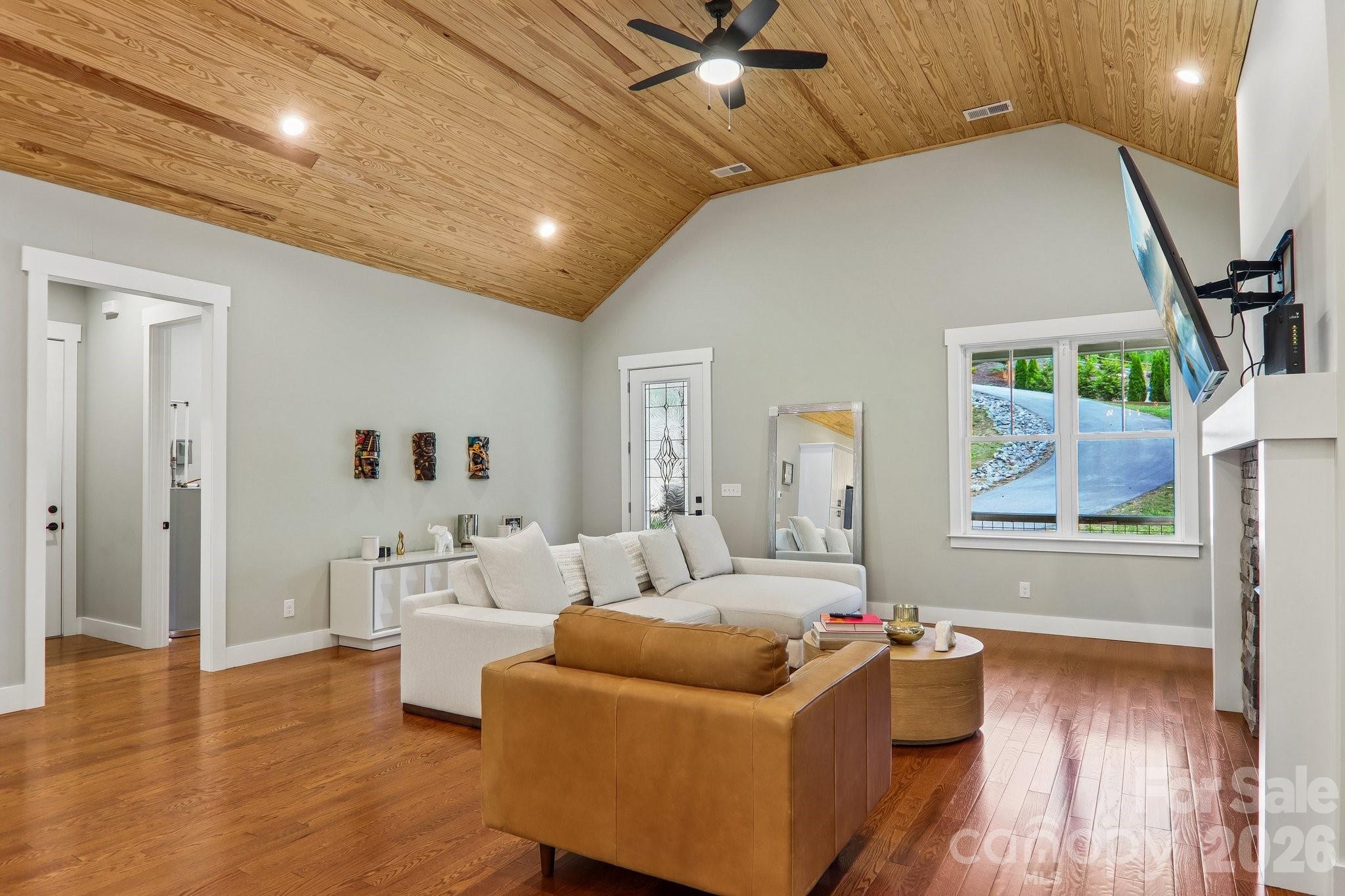 318 Cider Hill Lane Hendersonville NC 28792