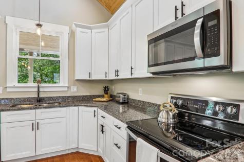 318 Cider Hill Lane Hendersonville NC 28792