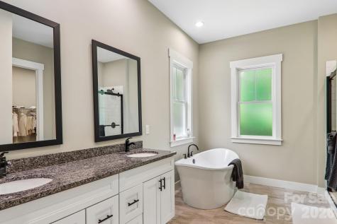 318 Cider Hill Lane Hendersonville NC 28792