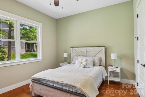 318 Cider Hill Lane Hendersonville NC 28792