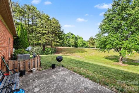 411 Northbridge Drive High Point NC 27265