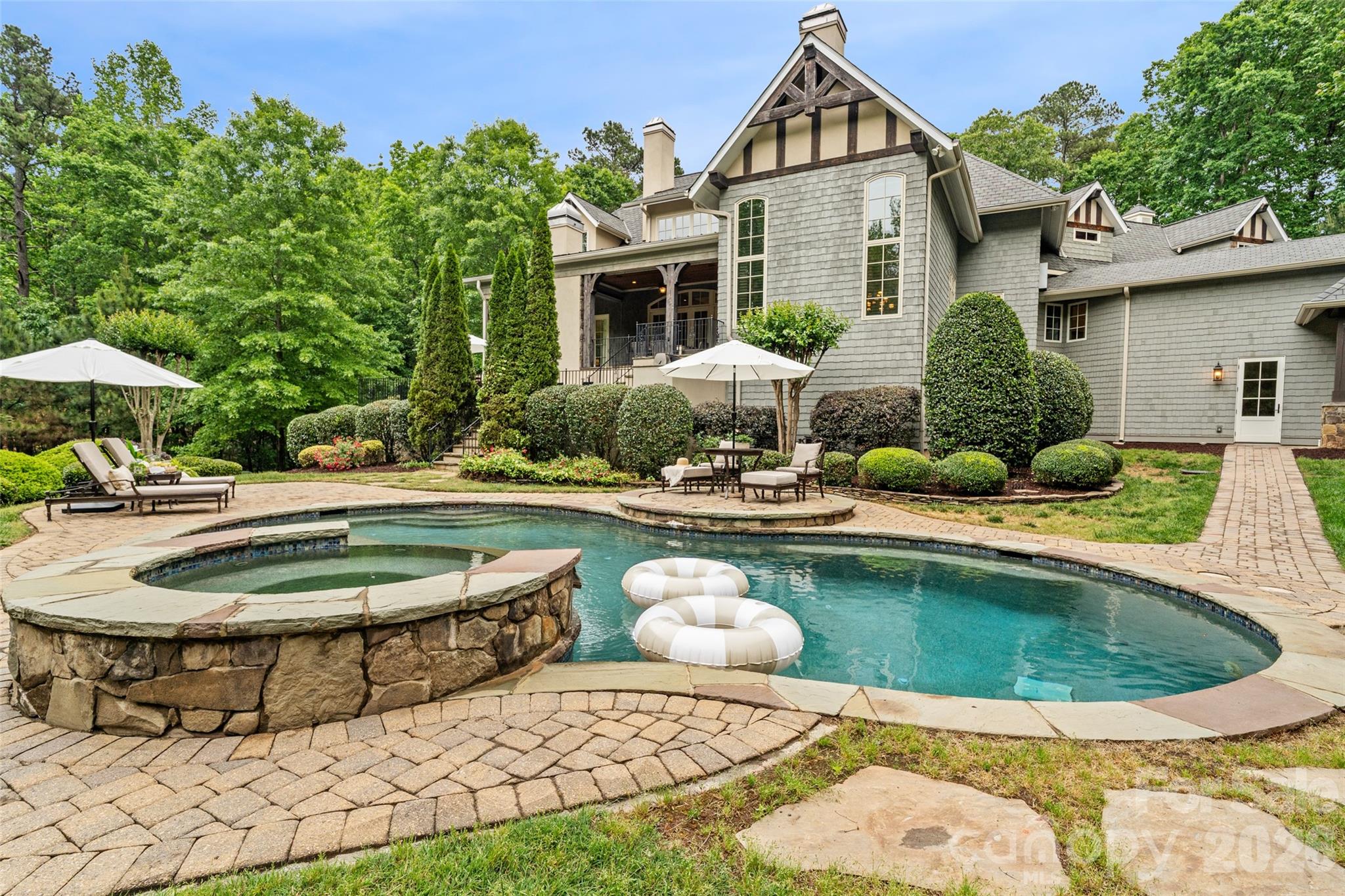 9105 Island Point Road Charlotte NC 28278