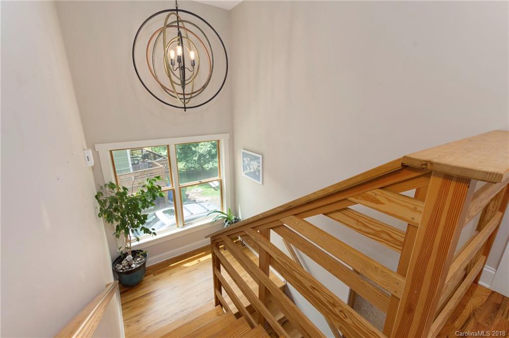 113 Estes Court Asheville NC 28806