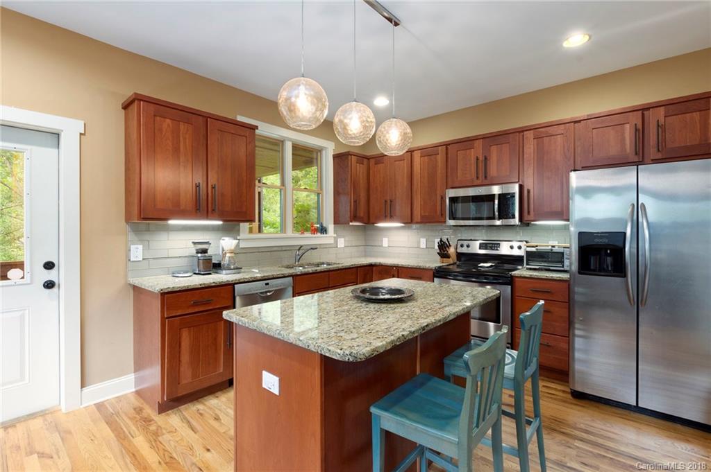 113 Estes Court Asheville NC 28806