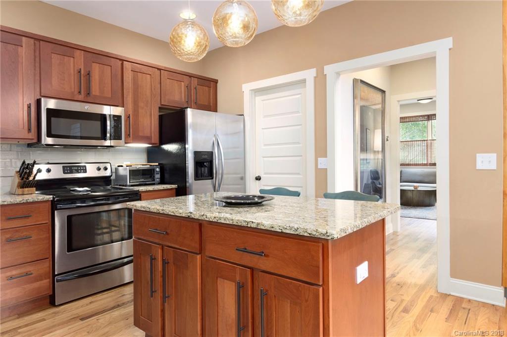 113 Estes Court Asheville NC 28806