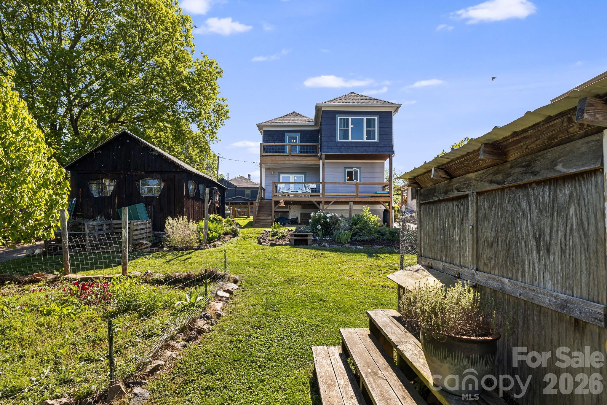17 Ora Street Asheville NC 28801