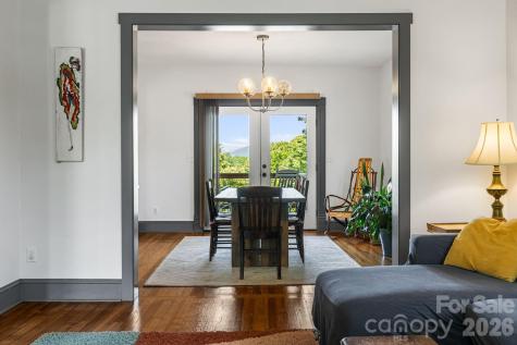 17 Ora Street Asheville NC 28801