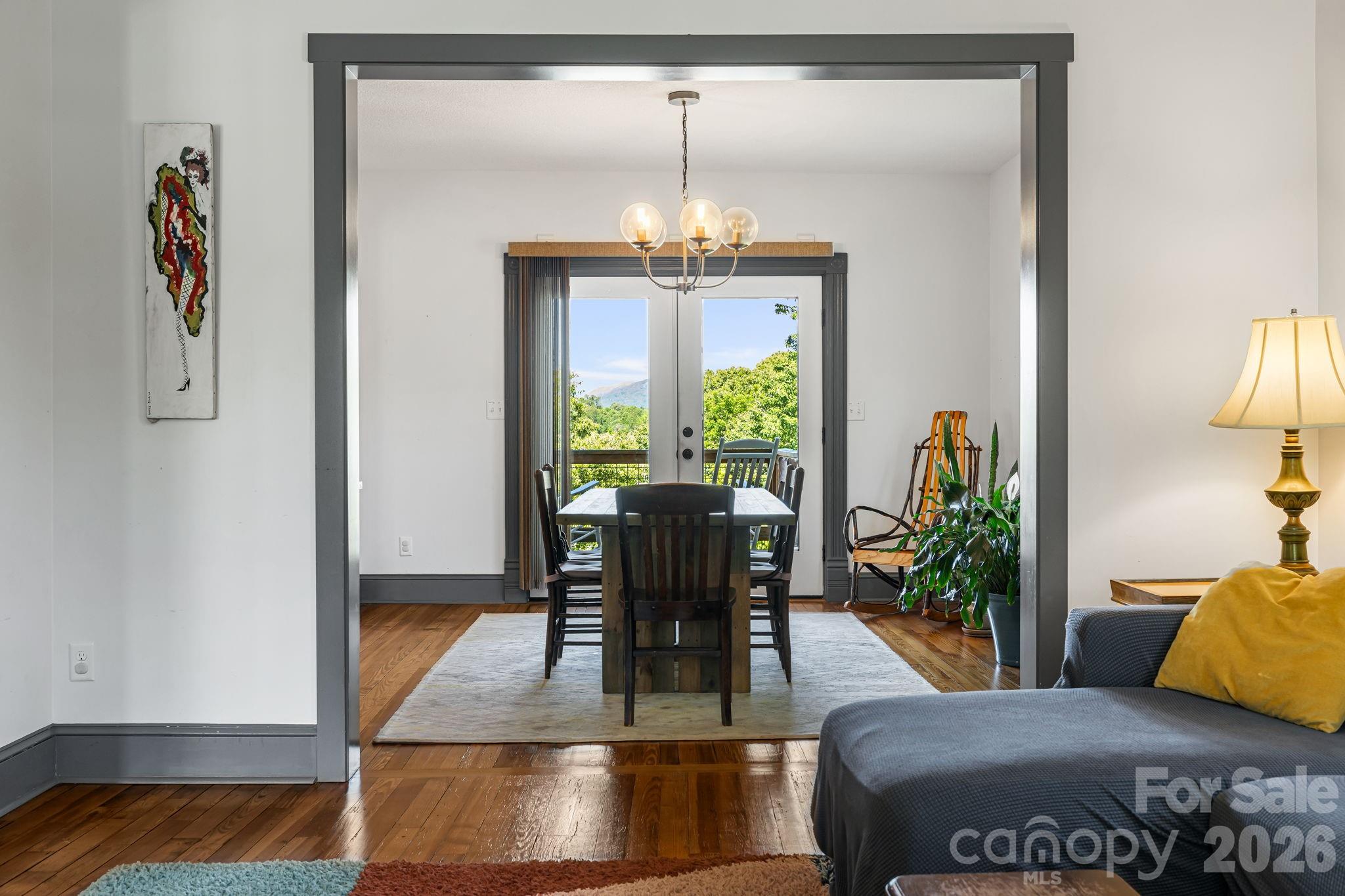 17 Ora Street Asheville NC 28801