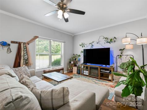 404 Villas Court Asheville NC 28806