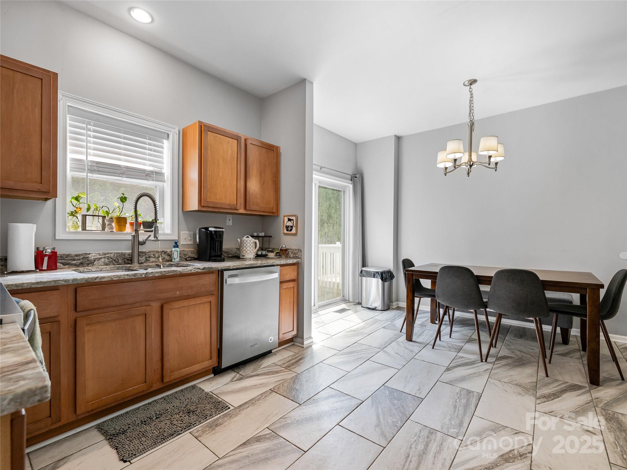 404 Villas Court Asheville NC 28806