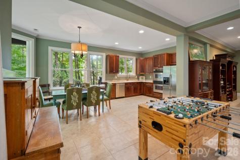 8915 Warwicke Lane Sherrills Ford NC 28673