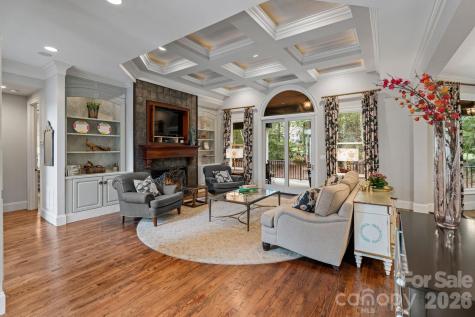 8915 Warwicke Lane Sherrills Ford NC 28673