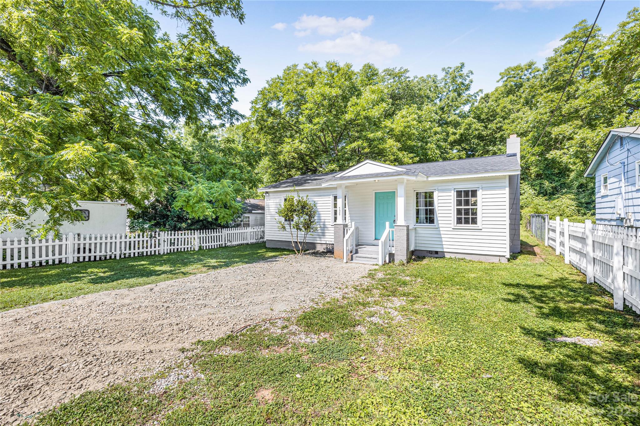 729 Pennsylvania Avenue Charlotte NC 28216