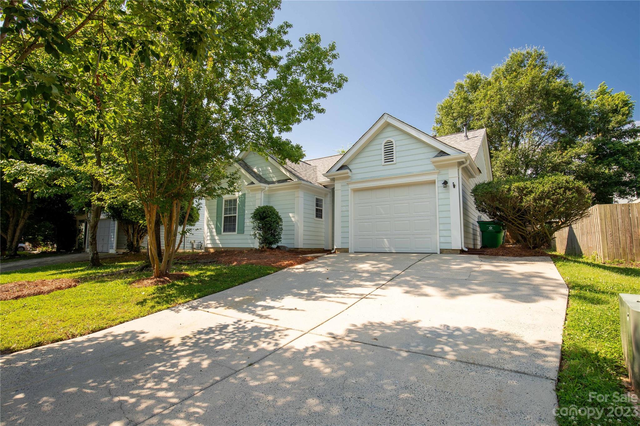 9822 Stephen Thompson Lane Charlotte NC 28213
