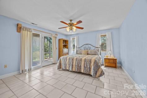 63 Chestnut Forest Road Fairview NC 28730