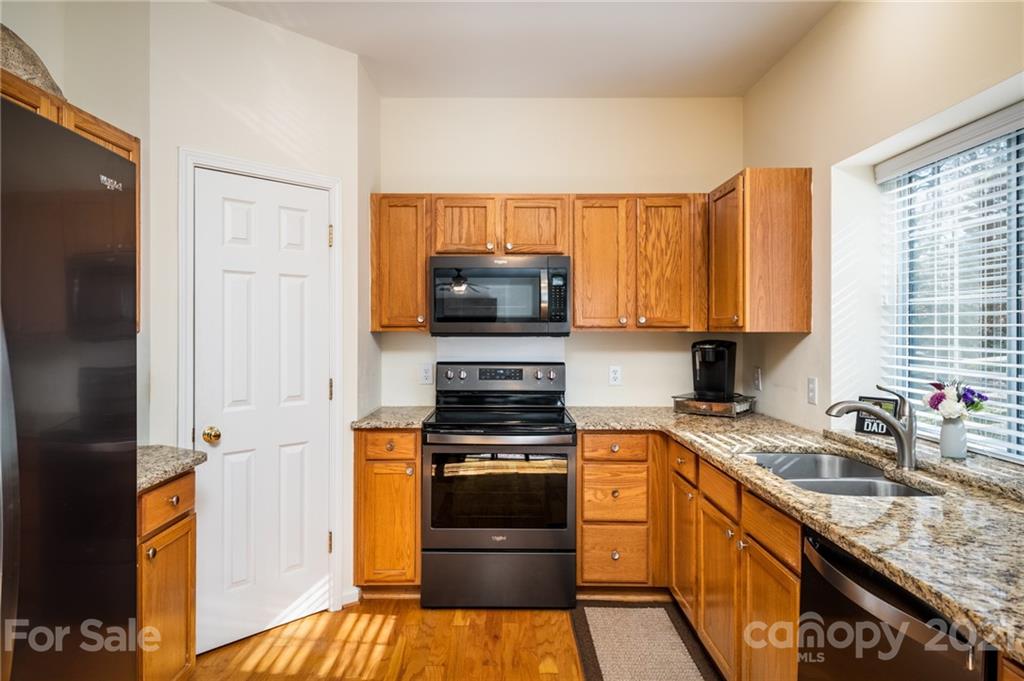 6602 Harburn Forest Drive Charlotte NC 28269