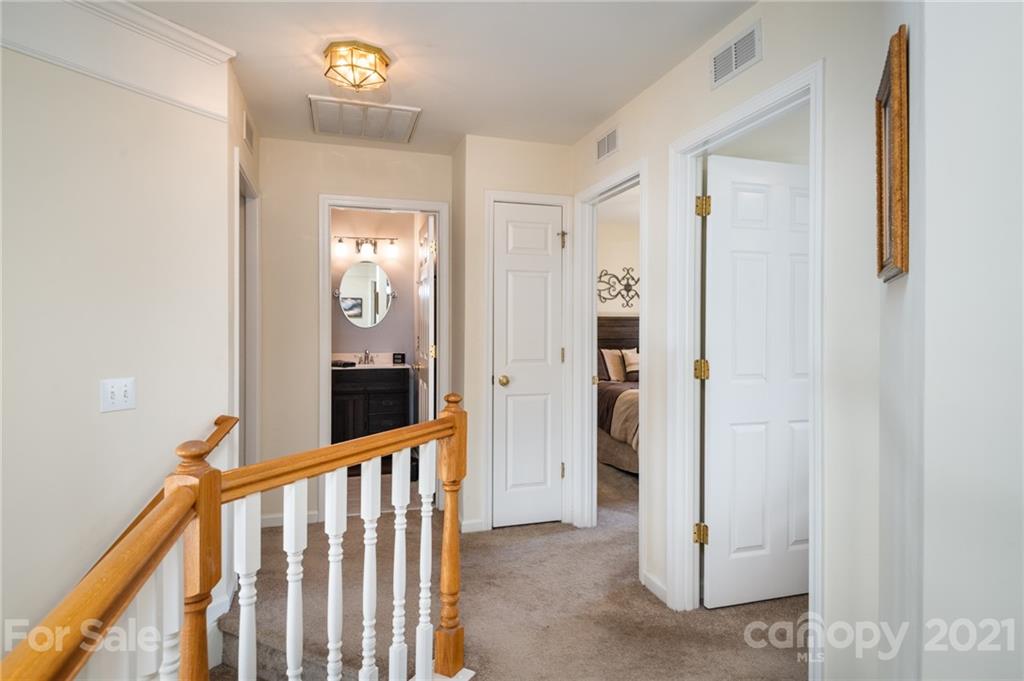 6602 Harburn Forest Drive Charlotte NC 28269