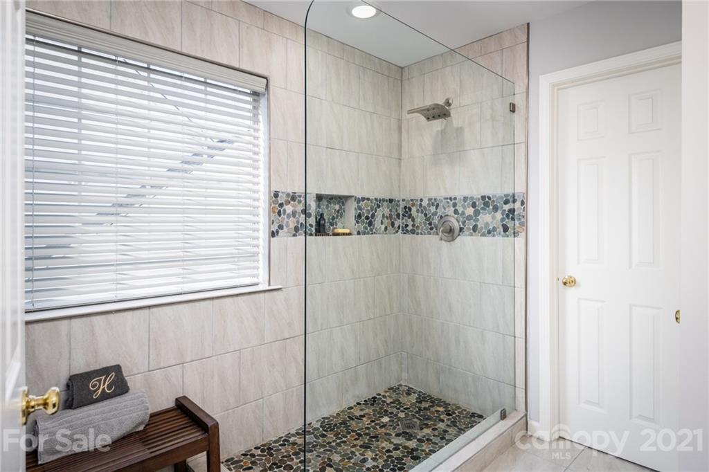6602 Harburn Forest Drive Charlotte NC 28269