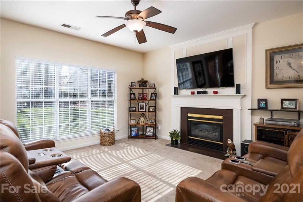 6602 Harburn Forest Drive Charlotte NC 28269