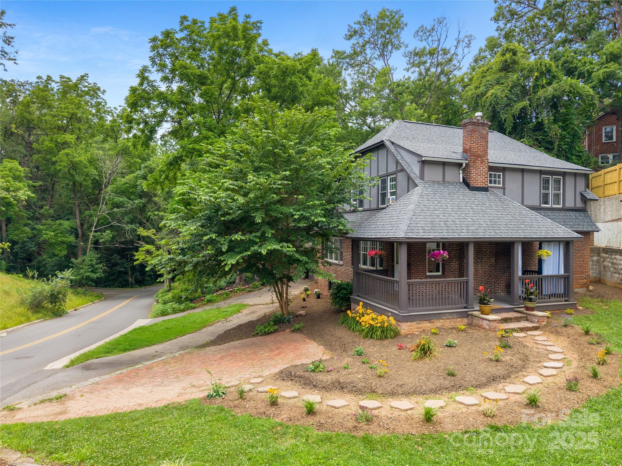 30 Caledonia Road Asheville NC 28803