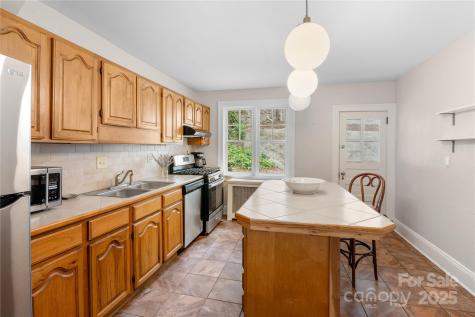 30 Caledonia Road Asheville NC 28803