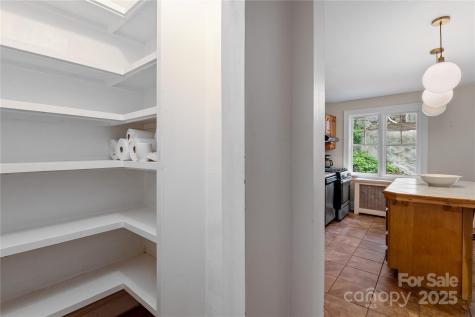 30 Caledonia Road Asheville NC 28803