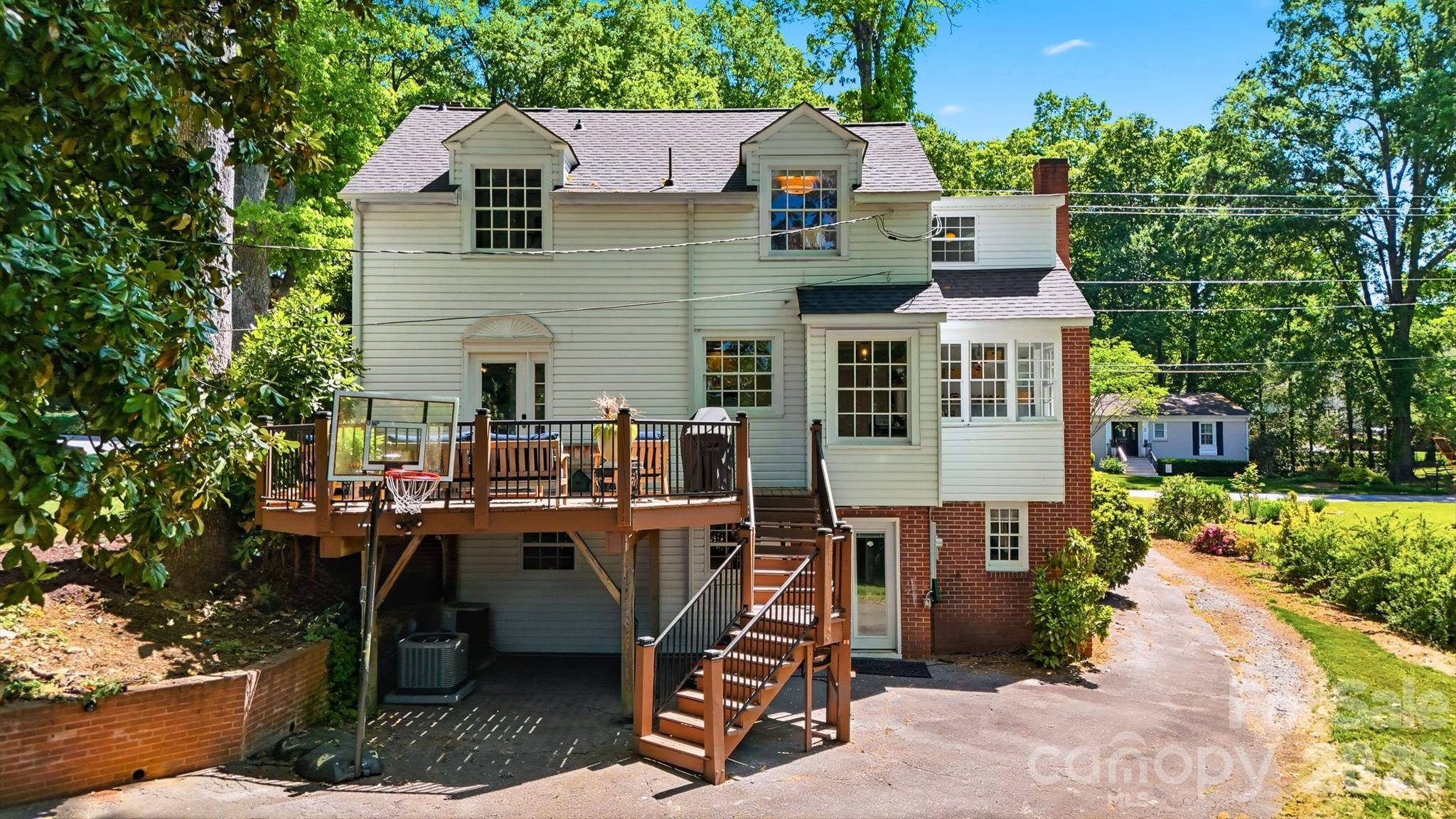 431 9th Street NW Hickory NC 28601