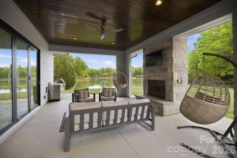 4004 Oldstone Forest Drive Waxhaw NC 28173