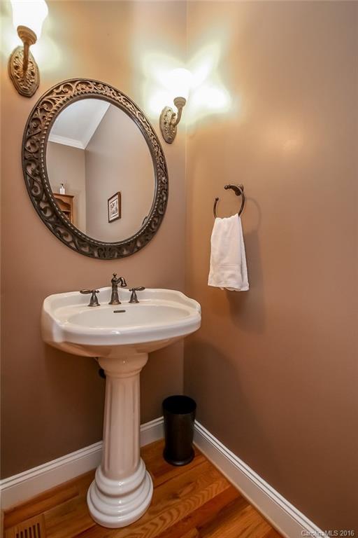 109 Folkstone Road Mooresville NC 28117