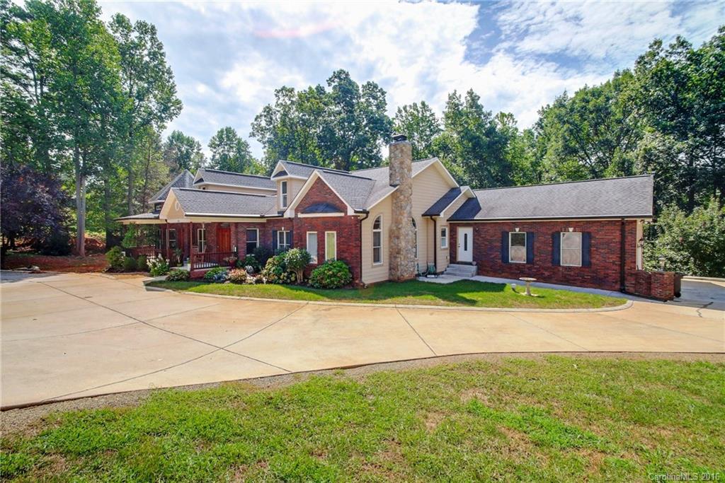 109 Folkstone Road Mooresville NC 28117