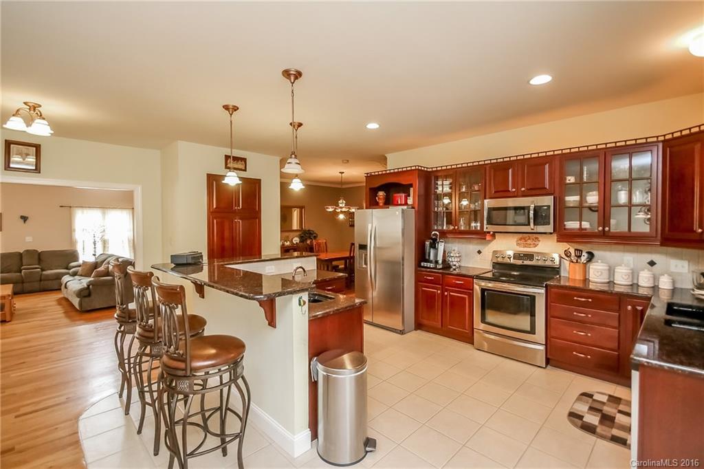 109 Folkstone Road Mooresville NC 28117