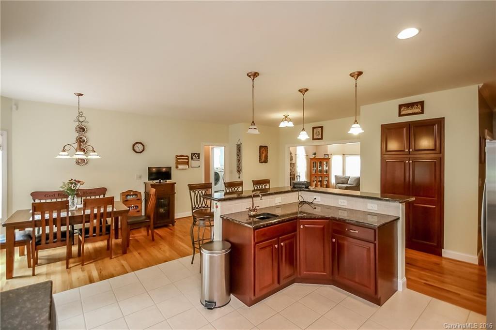 109 Folkstone Road Mooresville NC 28117