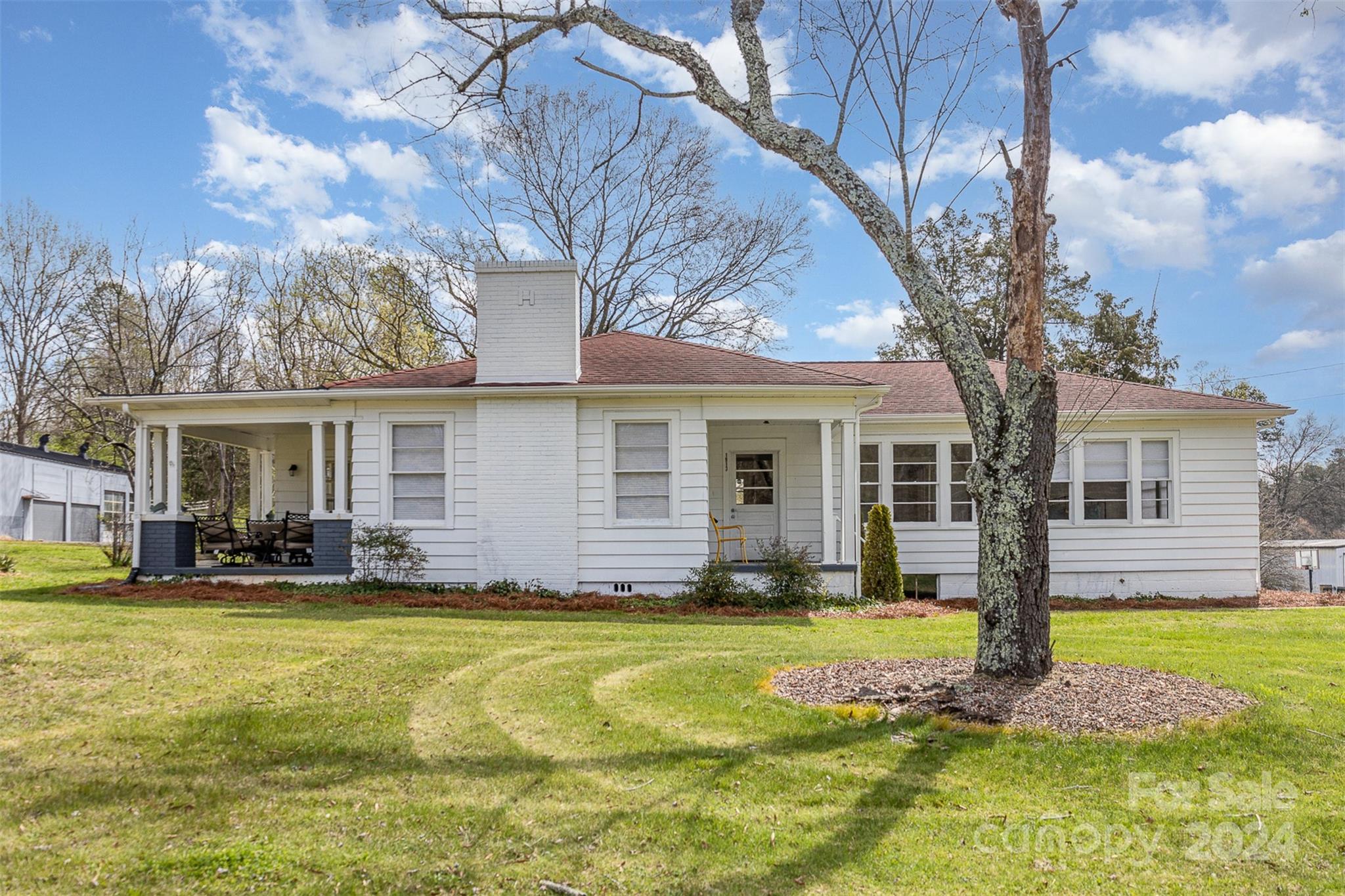 1913 Shelton Avenue Statesville NC 28677