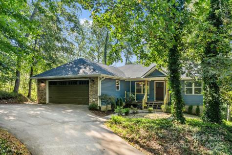 5 Stonewood Drive Weaverville NC 28787