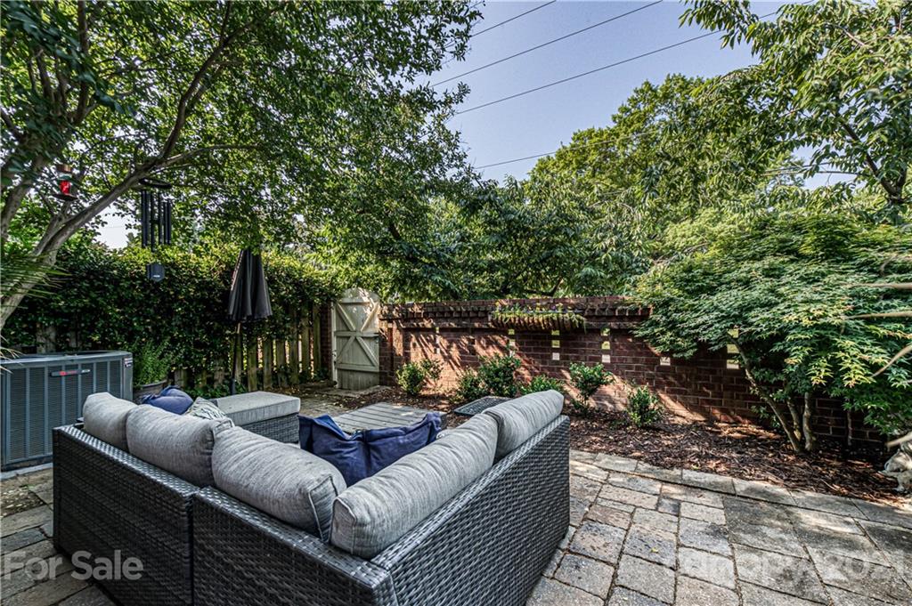 2704 Dilworth Heights Lane Charlotte NC 28209